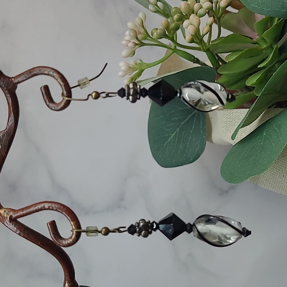 BLACK AND CLEAR BEADED DANGLE EARRINGS